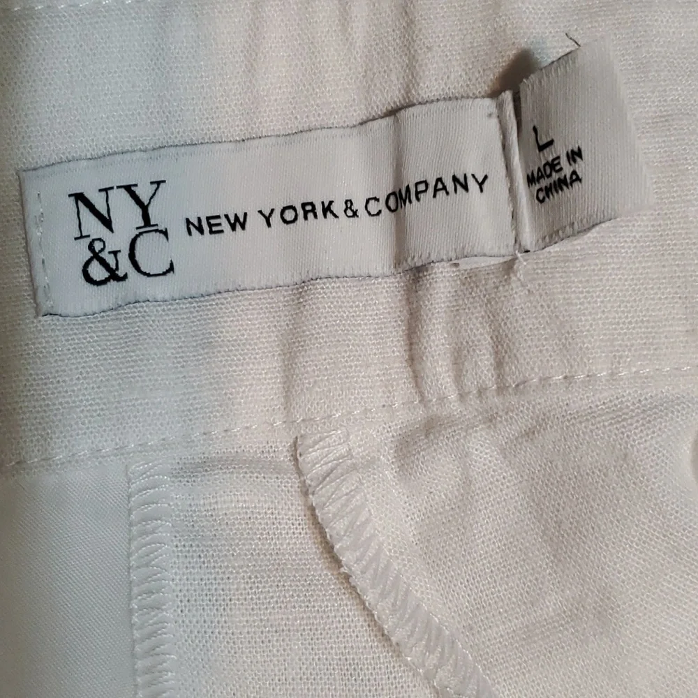 New York & Company cream colored linen blend ladies pants - Picture 4 of 4